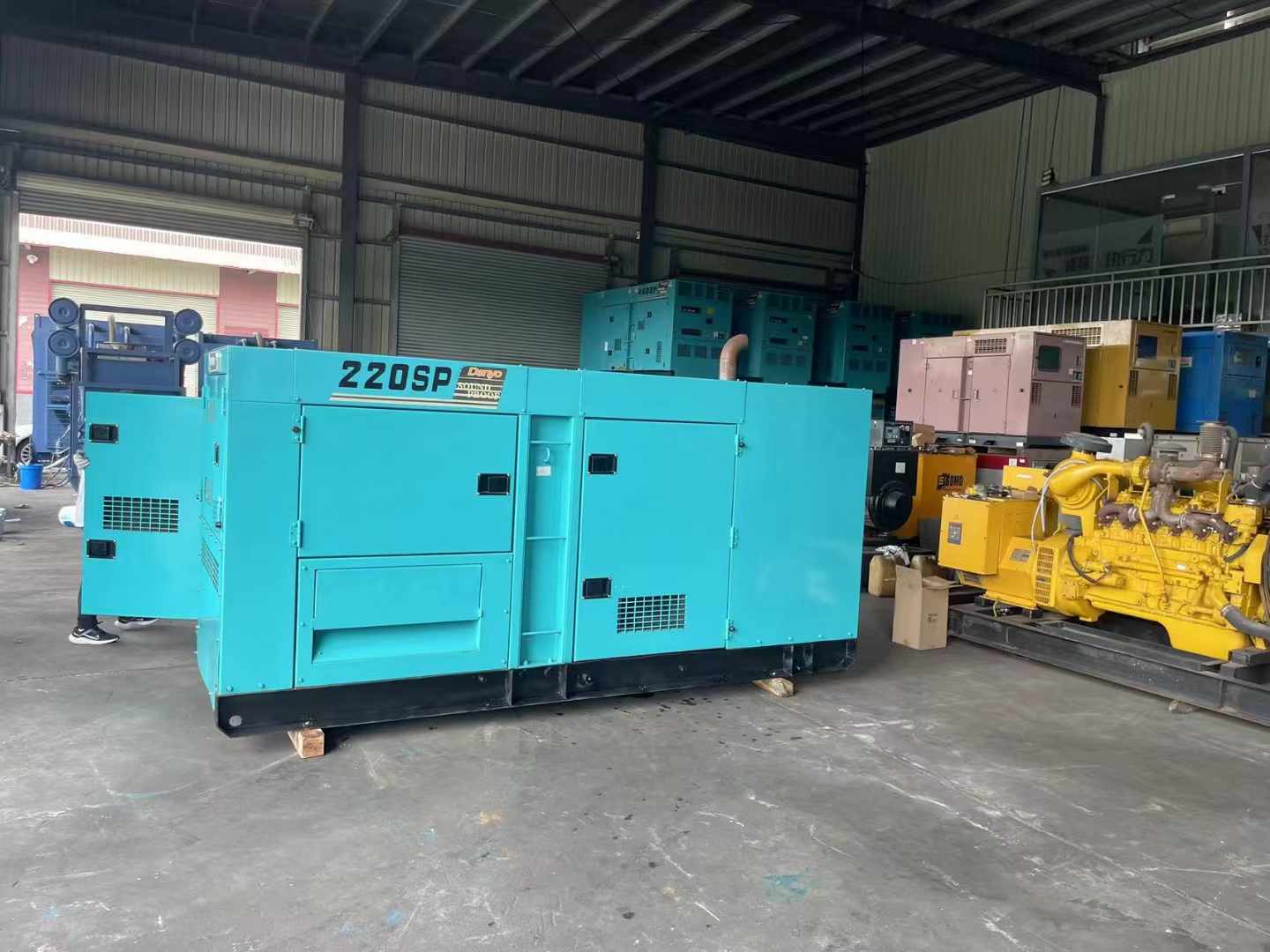 槐荫800kW 柴油发电机的输出电流波动范围是多少？